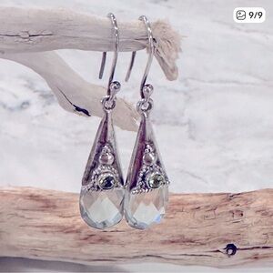 Sterling Silver Peridot & Green Crystal Dangle Earrings-Beautiful Condition.